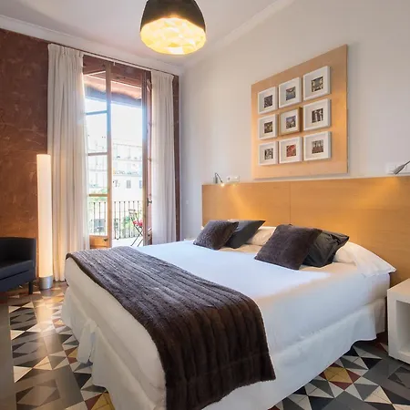 Apartment Quadrat D'Or Luxury Apartment *