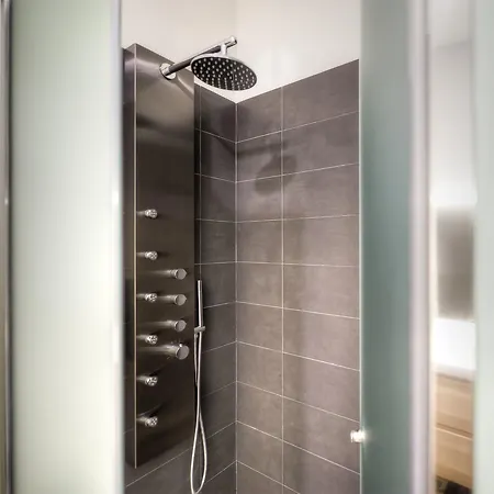 Quadrat D'Or Luxury Apartment *